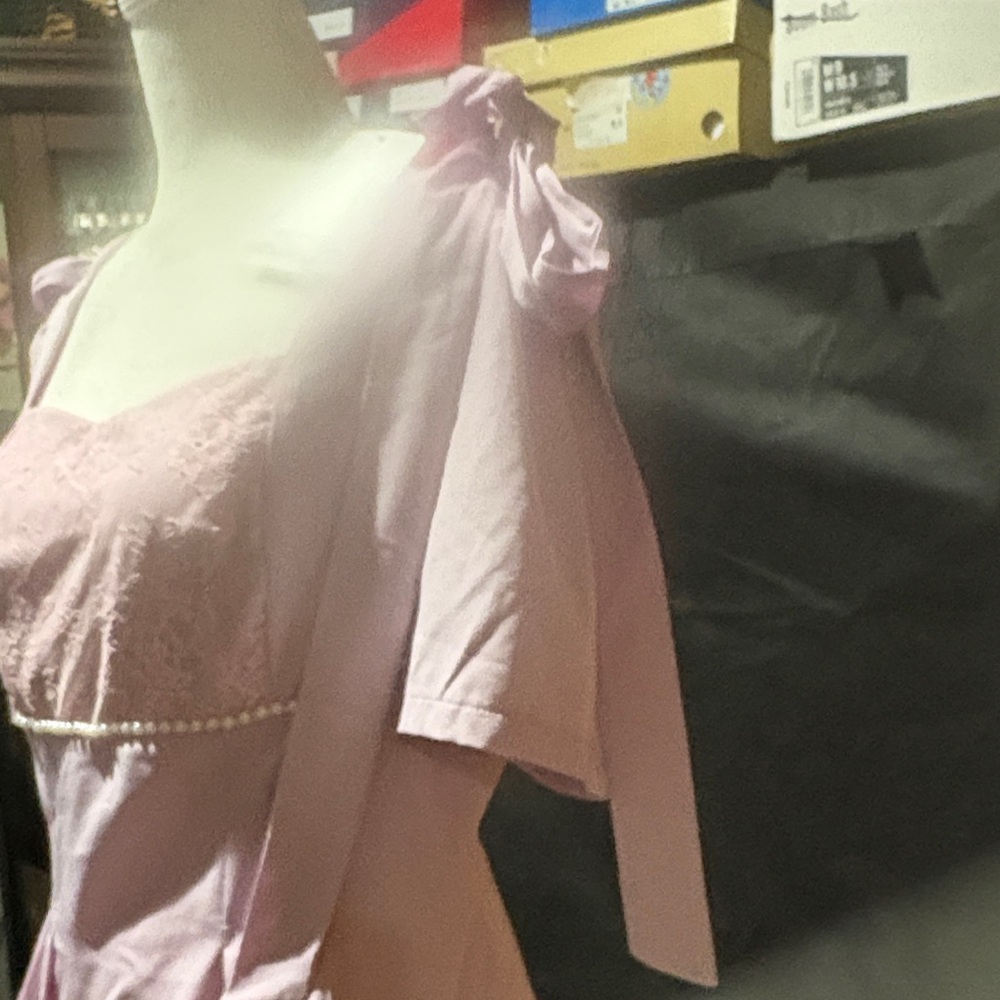 37c# NWT Flores W Sz S lavender top with lace,pearls, and bows( ribbons) accents - Picture 6 of 14